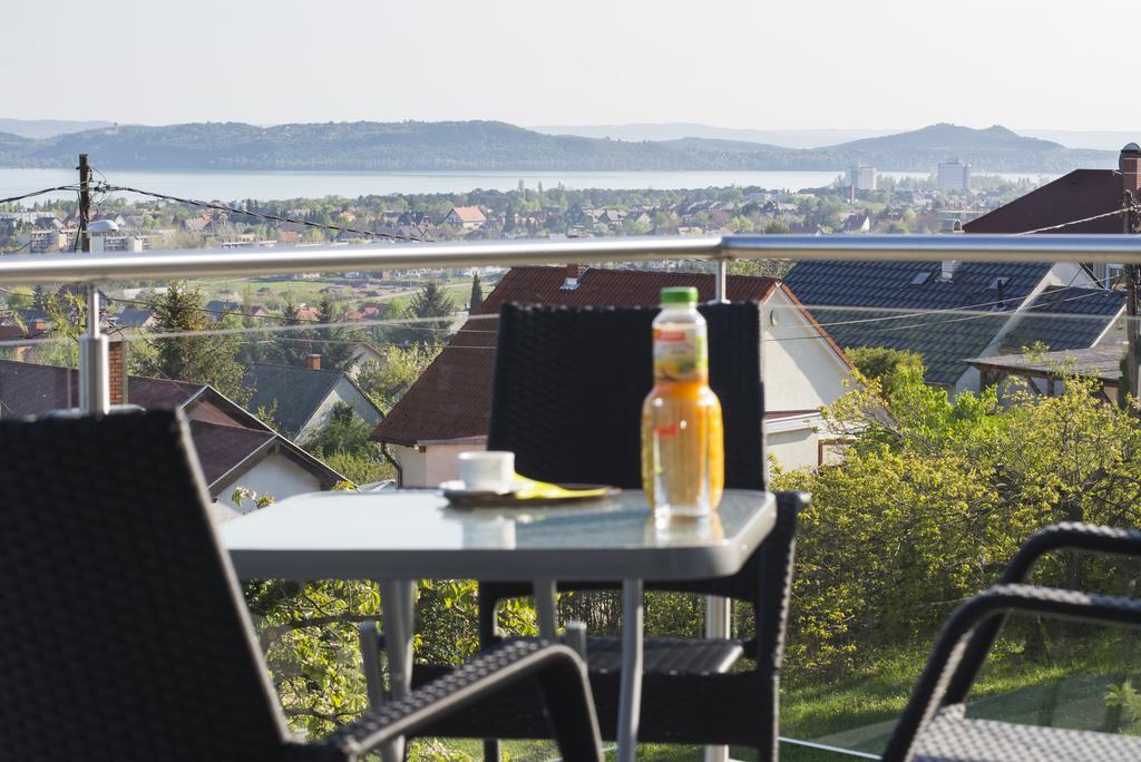 Lakeview Apartments Balatonfuered Экстерьер фото